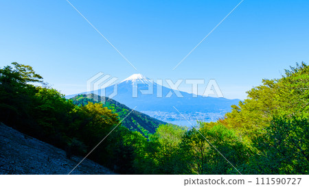 從禦坂嶺眺望富士山(5月) 從禦坂嶺眺望富士山(5月) 111590727