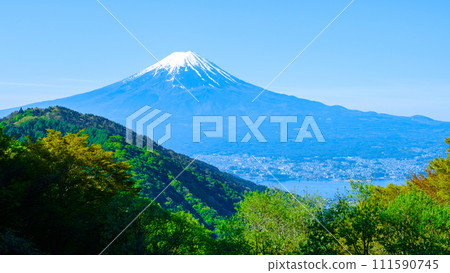 從禦坂嶺眺望富士山(5月) 從禦坂嶺眺望富士山(5月) 111590745