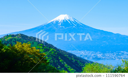 Mt. Fuji seen from Misaka Pass (May) 111590764