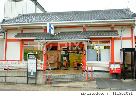 京都JR奈良線稻荷站伏見稻荷大社表參道入口 111592081