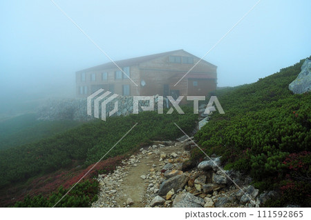 [Japanese mountain hut] Toyama Prefecture, Yakushidake, Yakushidake Sanso (2016) 111592865