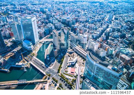 日本橫濱城市景觀 橫濱市。櫻木町站、索道櫻木町側車站大樓、橫濱市政府等景觀 111596437