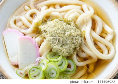 托羅羅海帶烏龍麵。 托羅羅海帶烏龍麵。 111596928