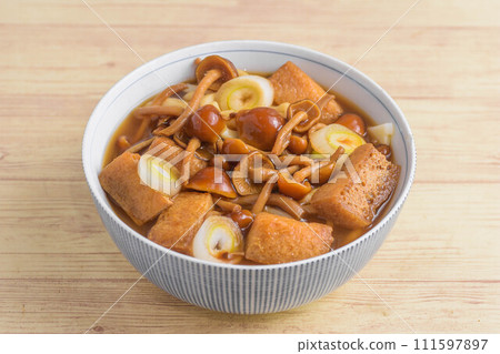 滑子味噌烏龍麵 111597897