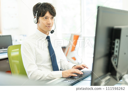 young male operator young male operator 111598262