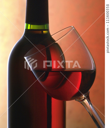 Wine Glass Wine Glass 111600358
