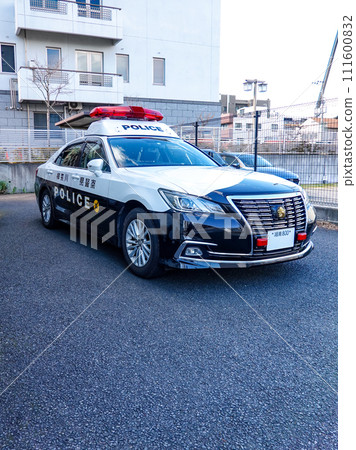 等待警車 111600832