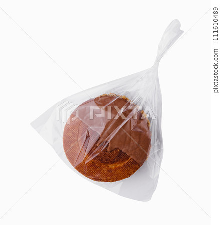 Round Croissant with Chocolate Condensed Milk 111610489
