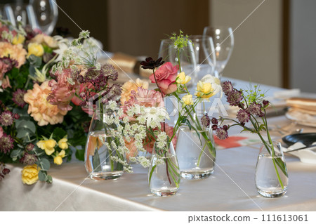 Table decoration flower arrangement decorated with colorful fresh flowers 111613061