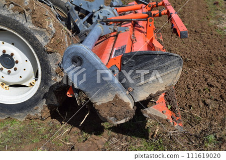 Agricultural machinery tractor Agricultural machinery tractor 111619020