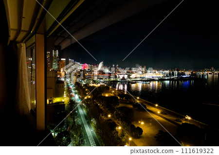 Night view of Minato Mirai 111619322