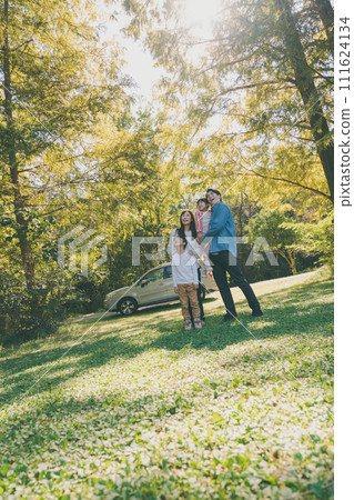 park, parks, families 111624134