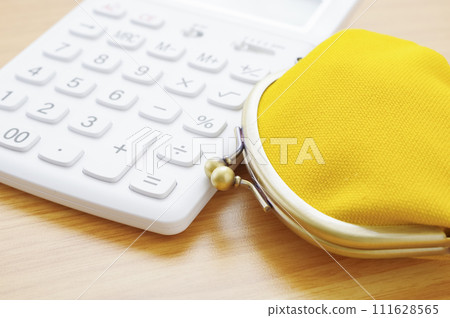 Image of money in a purse wallet Image of money in a purse wallet 111628565