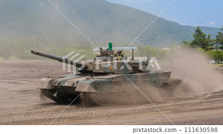 狂奔的陸上自衛隊90式坦克 狂奔的陸上自衛隊90式坦克 111630598