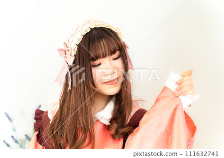 日系洛麗塔時尚女人 111632741