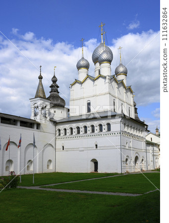 Church of the Resurrection of Christ of the 17th century in the Kremlin in Rostov the Great 111632864