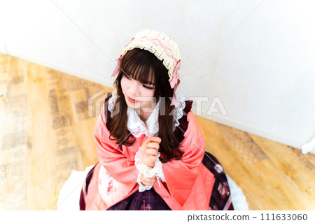 日系洛麗塔時尚女人 111633060