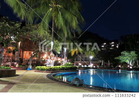 [Phuket] Fantastic resort pool night view 111633242