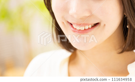 Young woman beauty 20s dental Young woman beauty 20s dental 111634958