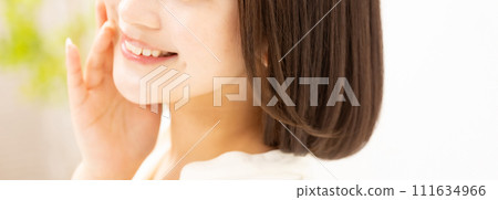 Young woman beauty 20s 111634966