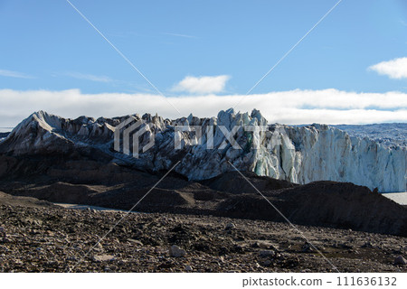 Glacier 111636132
