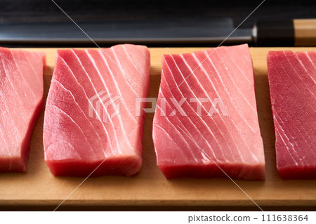 藍鰭鮪魚、中脂鮪魚、柵欄 111638364