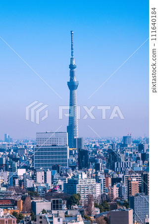 日本東京城市景觀，眺望押上站和東京晴空塔等 111640184