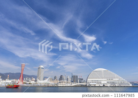 神戶港塔及駁船阿竹丸灣地區(美利堅公園) 神戶港塔及駁船阿竹丸灣地區(美利堅公園) 111647985