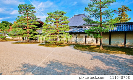Kyoto, Arashiyama, Tenryuji Temple, Karesansui front garden of Daihojo 111648798