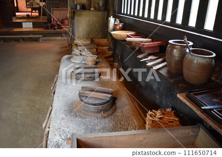 Kamado old-fashioned kitchen 111650714