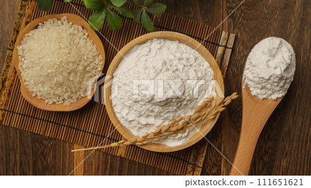 Rice flour image｜Rice flour, white rice and ears of rice 111651621