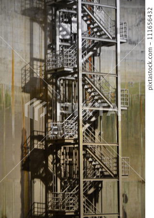 首都圈外航道/調壓水槽第一豎井內樓梯(埼玉縣春日部市) 首都圈外航道/調壓水槽第一豎井內樓梯(埼玉縣春日部市) 111656432