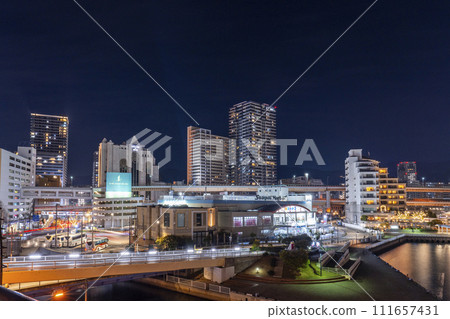 Night view of Kobe Bay Area 111657431