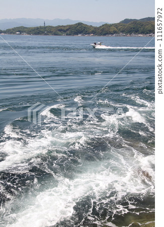 Tide flow of Kurushima Strait Tide flow of Kurushima Strait 111657972
