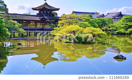 Kyoto Heian Jingu Shrine Garden scenery Kyoto Heian Jingu Shrine Garden scenery 111660289