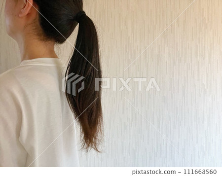 馬尾辮的女人 馬尾辮的女人 111668560