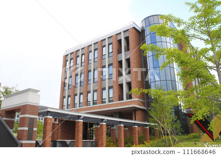 Yamato University/2 Katayamacho, Suita City, Osaka Prefecture 111668646