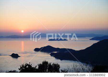 廣島縣吳市豐濱町豐島十文字山展望台眺望 廣島縣吳市豐濱町豐島十文字山展望台眺望 111669902