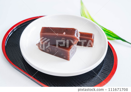 Cut yokan 111671708