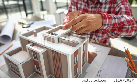 Design of your dream house . Mixed media 111672037