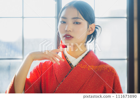 紅色長袖和袴 111673890