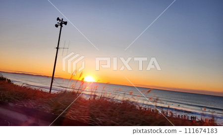 元旦第一場日出海上 111674183