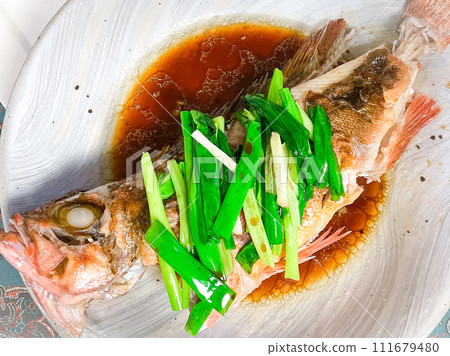 Chinese home cooking, steamed fresh fish (Chinese-style steamed rockfish) 111679480