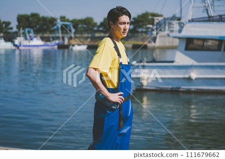 fisher, fisherman, male 111679662