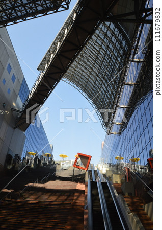 The large roof and grand staircase of Kyoto Station (JR Kyoto Station/Shimogyo Ward, Kyoto City) 111679832