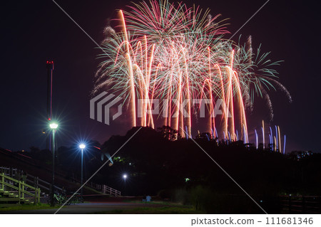 煙火，日本夏季的傳統（西武園遊樂園） 111681346