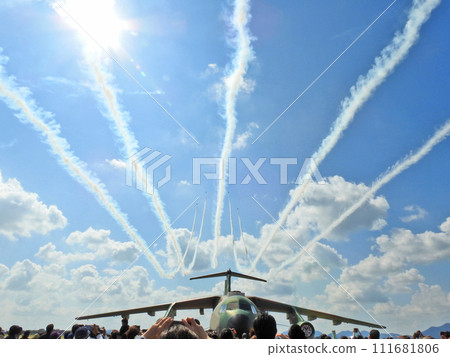 藍色脈衝在福岡航空自衛隊蘆屋空軍基地航空節展出 藍色脈衝在福岡航空自衛隊蘆屋空軍基地航空節展出 111681806