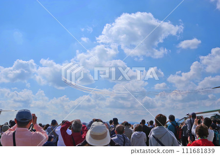 藍色脈衝在福岡航空自衛隊蘆屋空軍基地航空節展出 111681839