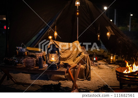 night camping tent lamp lantern mysterious light 111682561