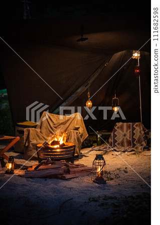 一桿帳篷燈夜間露營燈籠燈營火 111682598